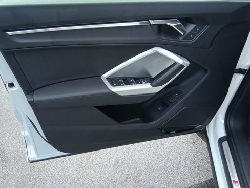 Certified 2023 Audi Q3 2.0T Premium Plus w/ Premium Plus Package image 16