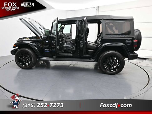 Used 2021 Jeep Wrangler Sahara w/ Cold Weather Group image 35