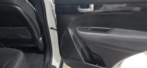 Used 2014 Kia Sorento LX image 11