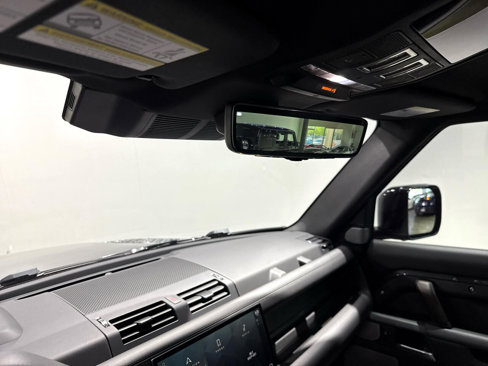 Used 2024 Land Rover Defender 130 X image 20