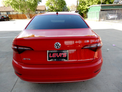 Used 2019 Volkswagen Jetta R-Line image 6