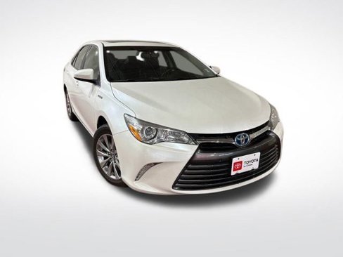 Used 2017 Toyota Camry XLE image 24