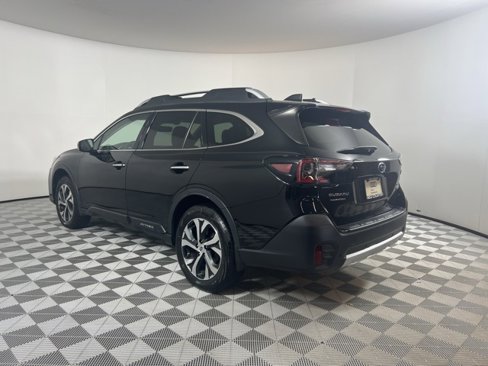 Used 2022 Subaru Outback Touring XT image 5