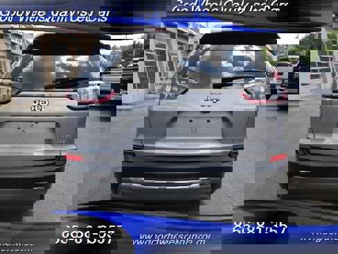 Used 2019 Jeep Cherokee Limited image 6