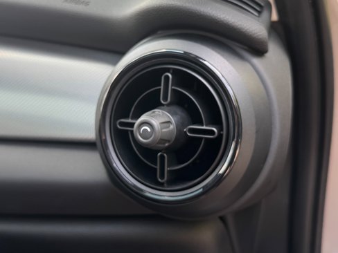 Used 2022 MINI Cooper S w/ Premium Package image 33