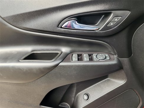 Used 2020 Chevrolet Equinox LT image 29
