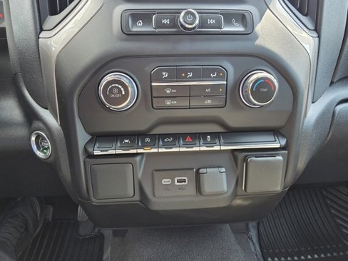 Used 2022 Chevrolet Silverado 1500 Custom image 21