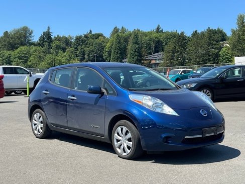 Used 2017 Nissan Leaf S image 2