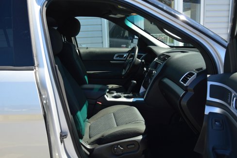 Used 2014 Ford Explorer XLT image 21