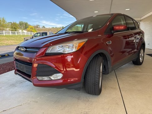 Used 2016 Ford Escape SE image 6