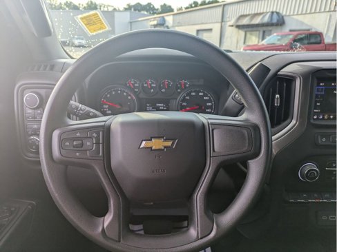 Used 2023 Chevrolet Silverado 1500 Custom image 17