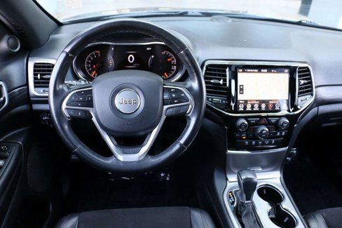 Used 2020 Jeep Grand Cherokee Altitude image 23