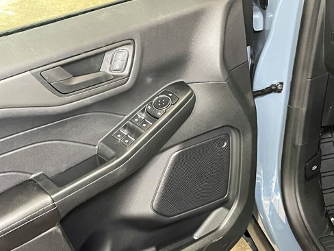 Used 2025 Ford Escape Active w/ Cold Weather Package image 18
