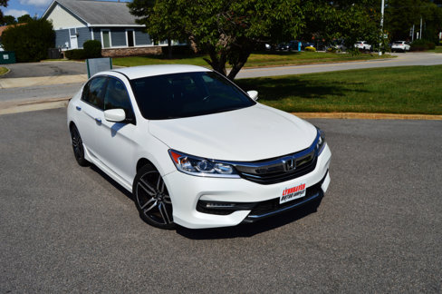 Used 2016 Honda Accord Sport image 20