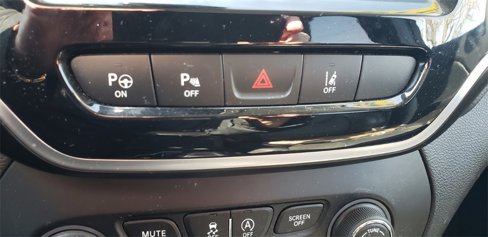 Used 2019 Jeep Cherokee Limited w/ Technology Group image 16