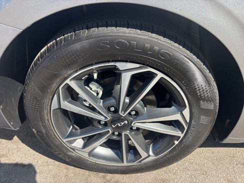 Used 2024 Kia Forte LXS image 30