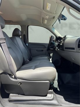 Used 2013 Chevrolet Silverado 3500 W/T image 27