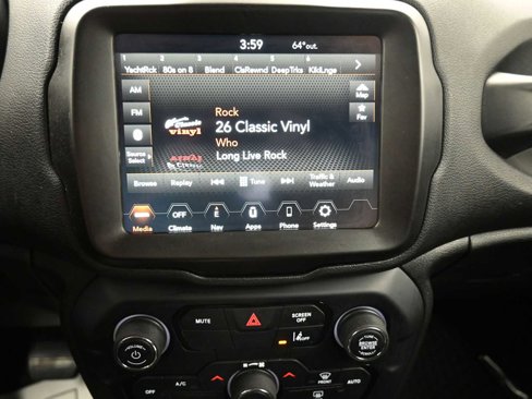 Used 2022 Jeep Renegade Sport image 7