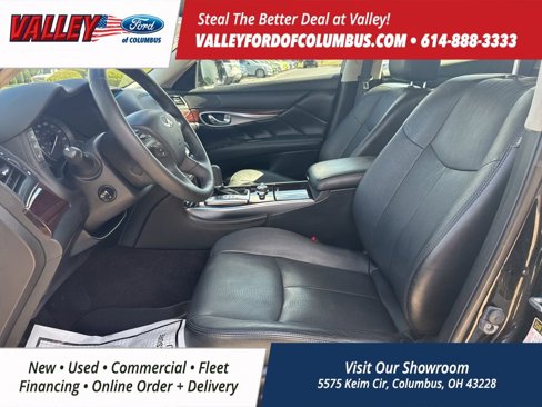 Used 2016 INFINITI Q70 3.7 w/ Technology Package image 9