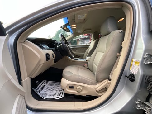Used 2013 Ford Taurus SEL image 14