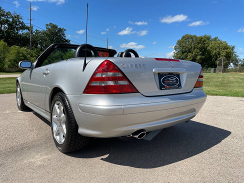 Used 2003 Mercedes-Benz SLK 230 image 7