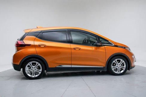 Used 2017 Chevrolet Bolt LT image 8