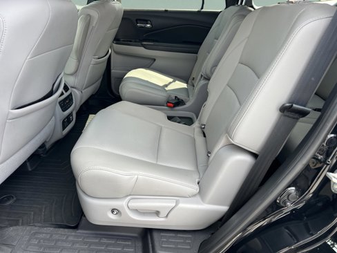 Certified 2019 Honda Pilot Elite image 28