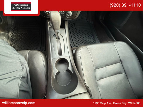 Used 2006 Chevrolet Monte Carlo SS w/ Convenience Package image 17