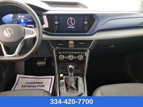 Certified 2024 Volkswagen Taos SE image 13