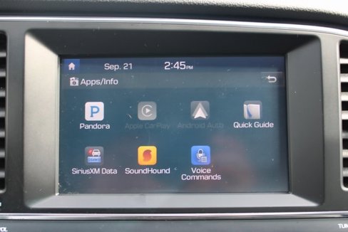 Used 2017 Hyundai Elantra Limited image 25