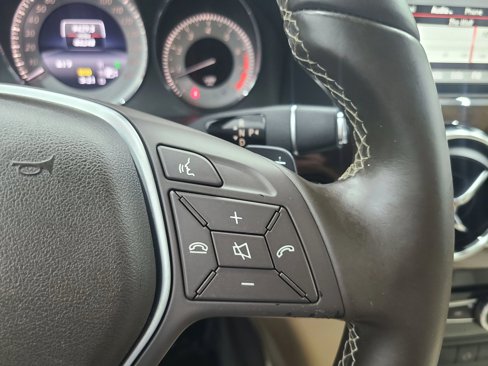 Used 2014 Mercedes-Benz GLK 350 2WD image 30