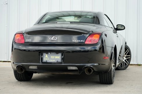 Used 2004 Lexus SC 430 Convertible image 3