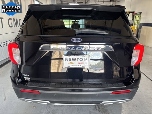 Used 2023 Ford Explorer XLT w/ Equipment Group 202A image 32