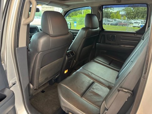 Used 2014 Honda Ridgeline SE image 19