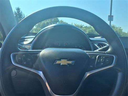 Used 2022 Chevrolet Malibu LT image 14