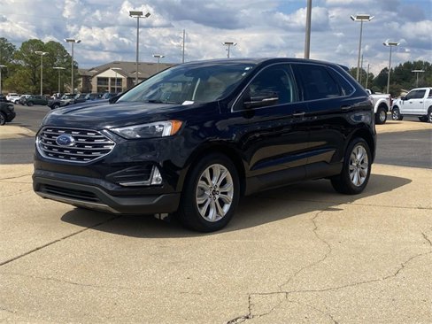 Used 2024 Ford Edge Titanium image 5
