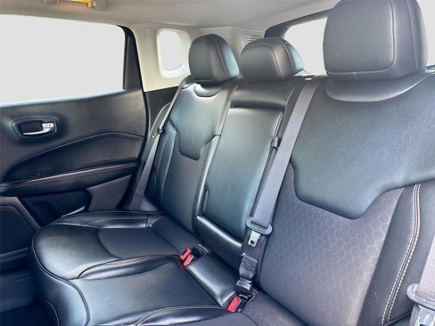 Used 2020 Jeep Compass Latitude w/ Cold Weather Group image 28