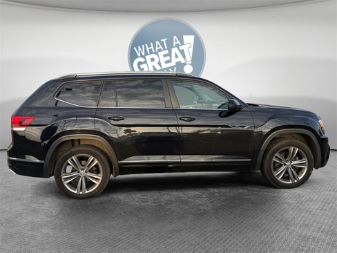 Used 2018 Volkswagen Atlas SE w/ R-Line Package image 2