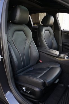 Used 2017 BMW 540i image 3
