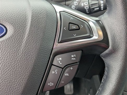 Used 2024 Ford Edge SEL image 23