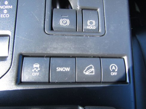 Used 2021 Toyota Highlander XLE image 30