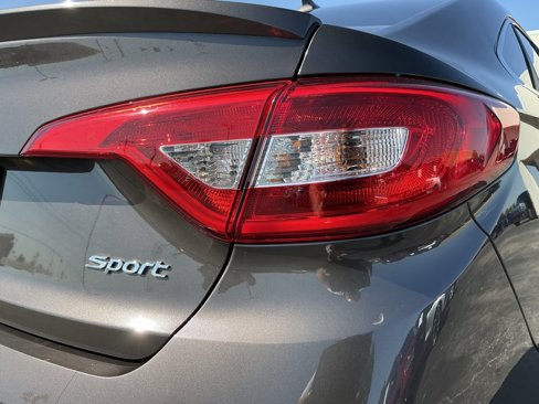 Used 2015 Hyundai Sonata Sport image 17