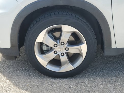 Used 2021 Honda HR-V LX image 12