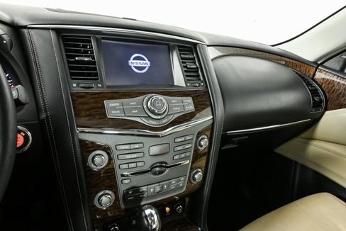 Used 2017 Nissan Armada Platinum image 12