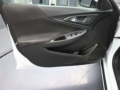 Used 2023 Chevrolet Malibu LT image 17