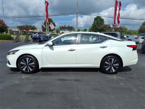Used 2022 Nissan Altima 2.5 SV image 3