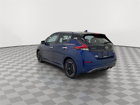 Certified 2024 Nissan Leaf SV Plus image 7