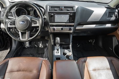 Used 2017 Subaru Outback 2.5i Touring w/ Popular Package #5A image 23