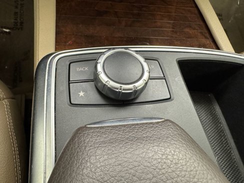 Used 2015 Mercedes-Benz ML 400 4MATIC image 28