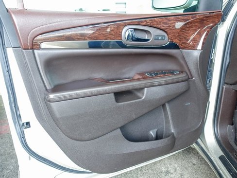 Used 2014 Buick Enclave Leather w/ Trailering Provision Package image 20